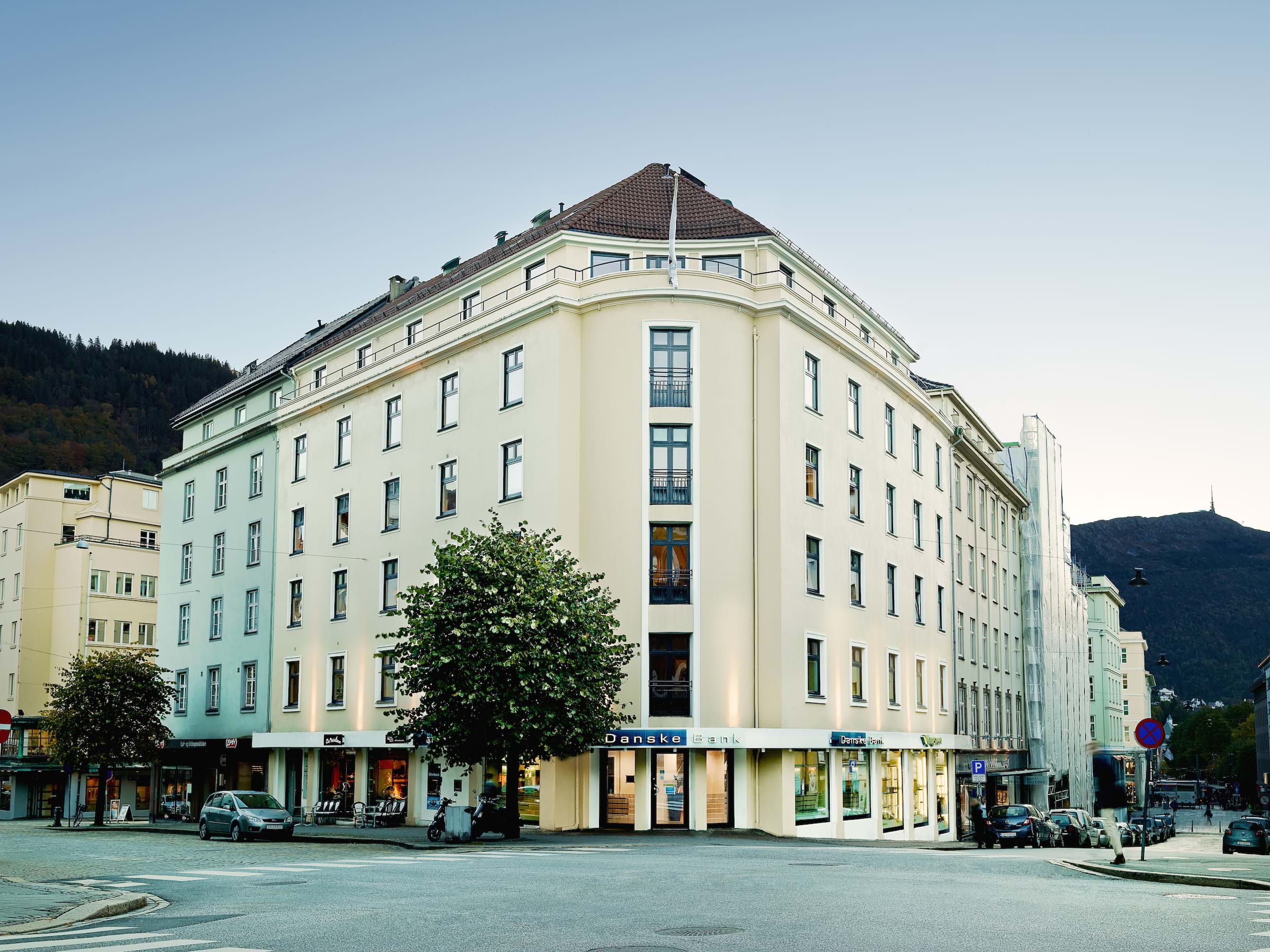 Kolbrun Retorikk fasade Chr. Michelsens gate 6b